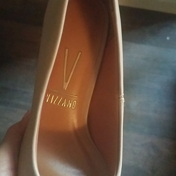 Shoes - Picture 7 of 7